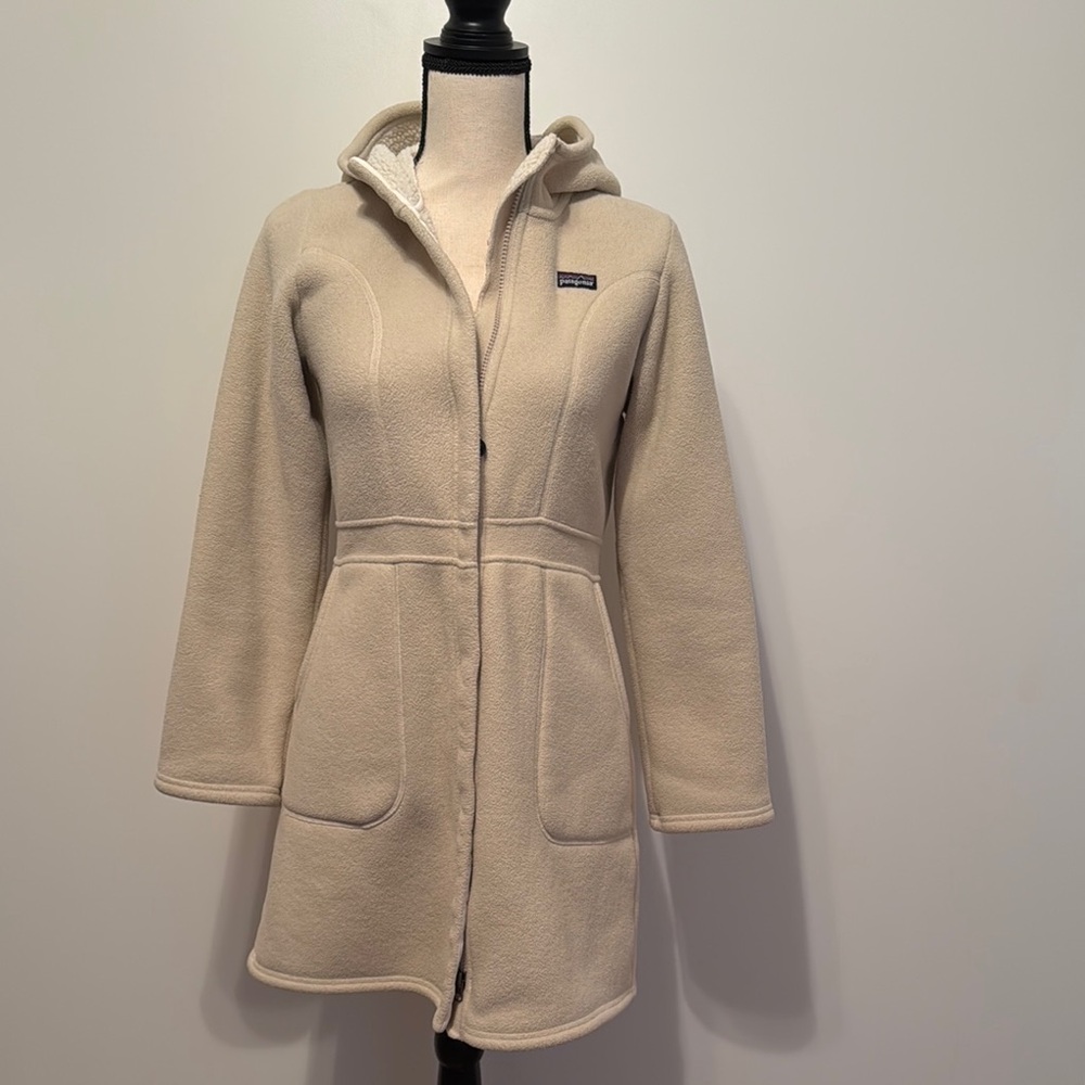 Patagonia Cream Hooded Fleece Coat